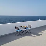 'dos Sirenas' Oceanfront Los Abrigos