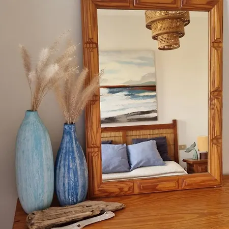 'dos Sirenas' Oceanfront Apartment *